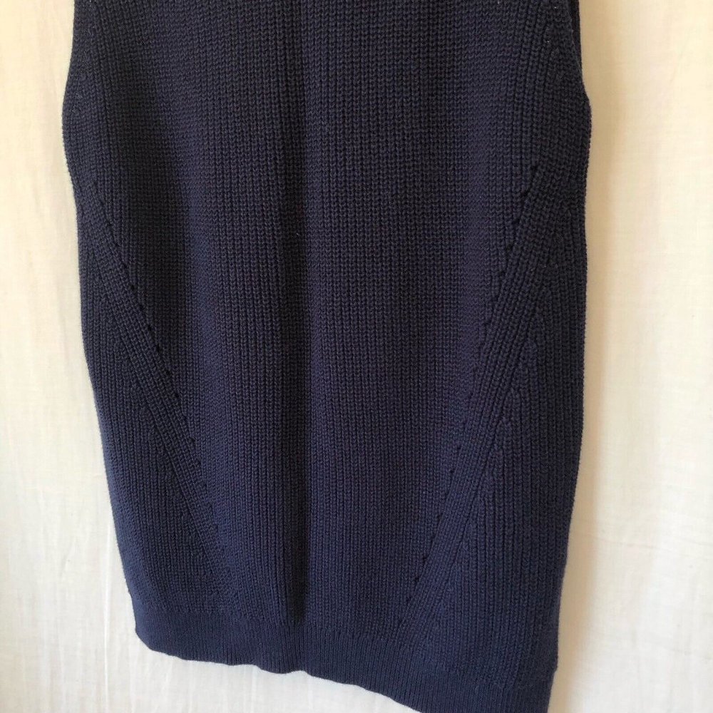 UNIQLO Size 12/14 M/L Navy Cotton Knitted Sleeveless Vest Winter Basic Neutral - Picture 7 of 9
